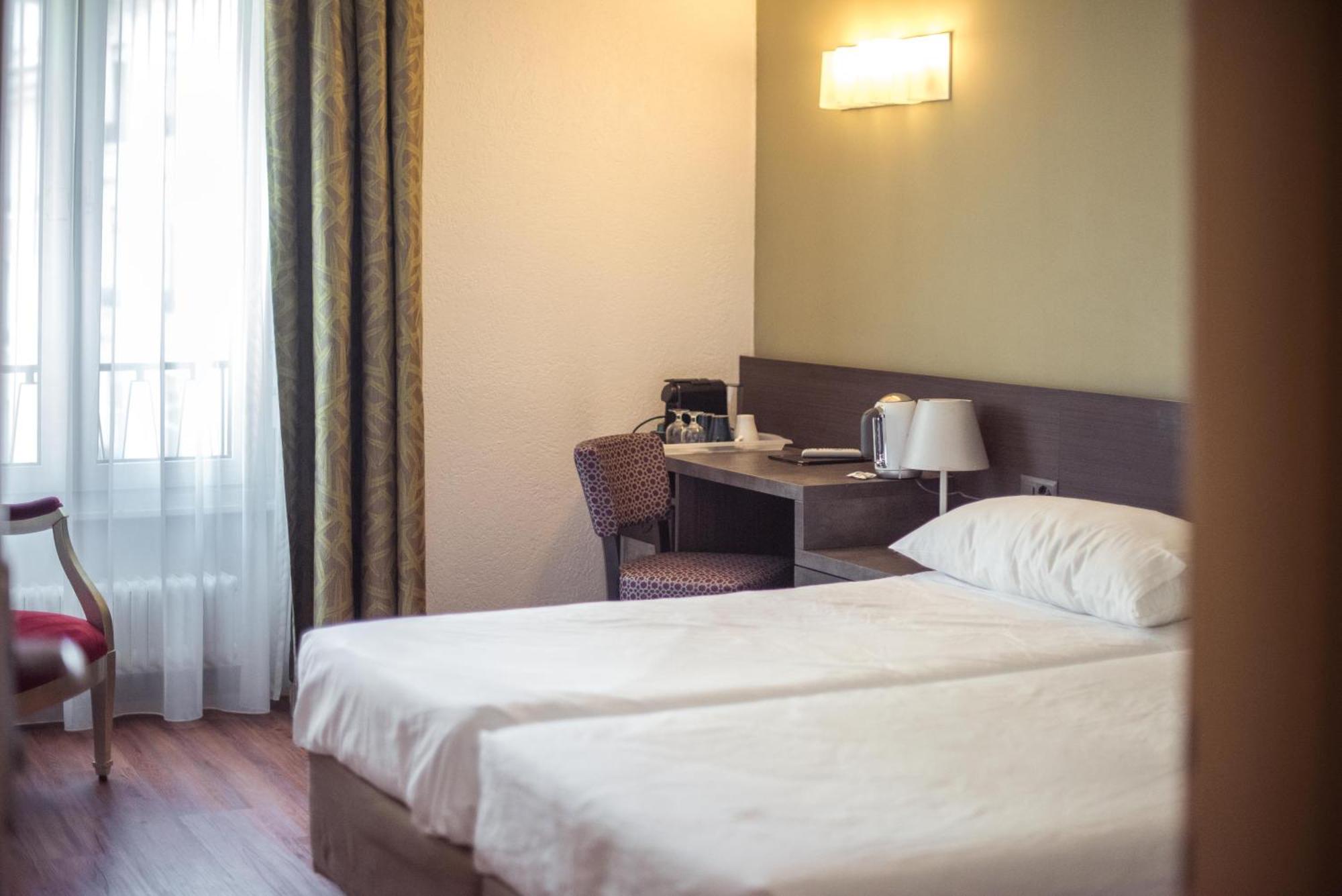 Hotel Montana Genève Kamer foto